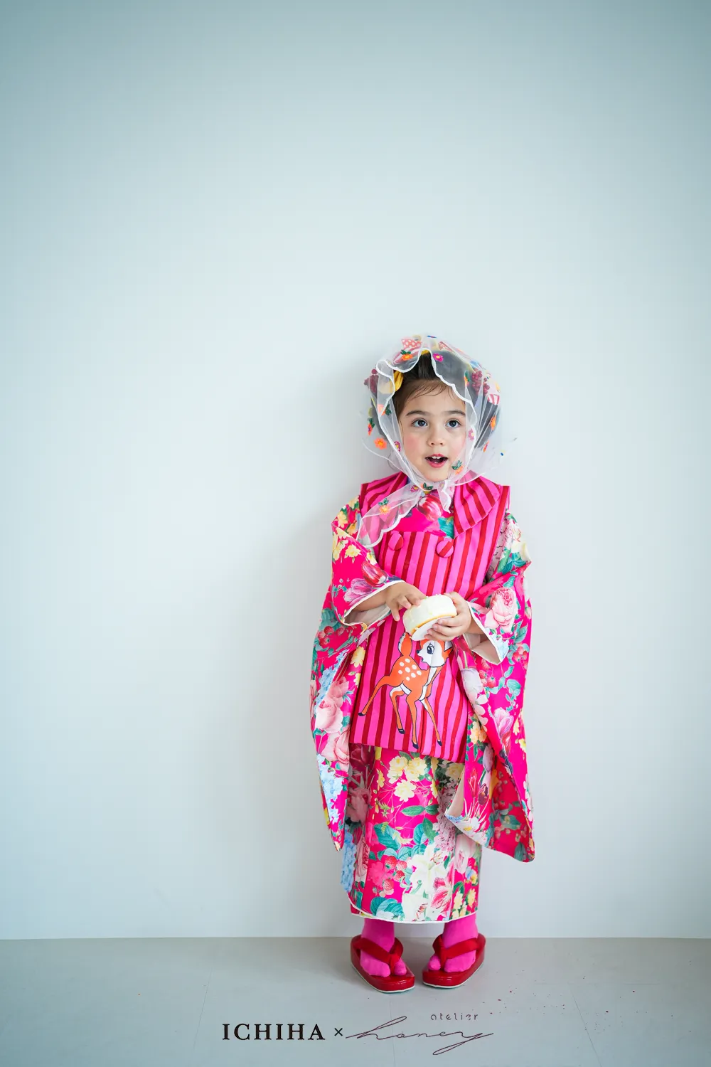 ３歳レトロバンビ被布柄と洋花着物