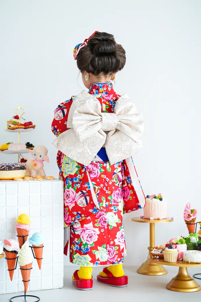 ３歳レトロバンビ被布柄と洋花着物