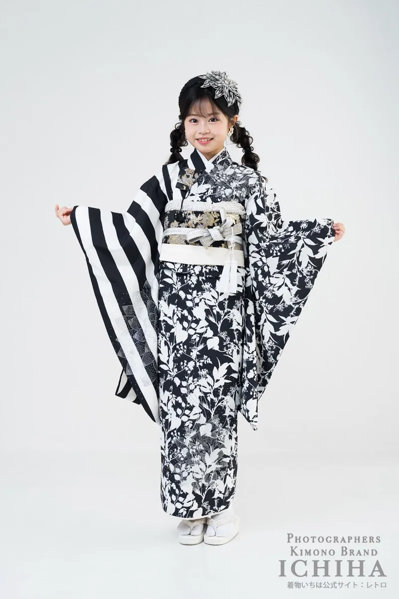 七五三着物レンタル7歳女の子 ジュエルベロア ブラック ラインストーン着物