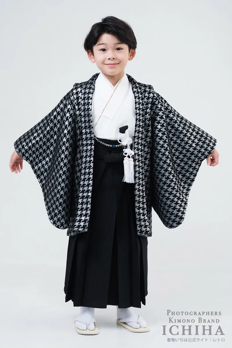七五三着物レンタル5歳男の子 高級銀糸桐生織 モード羽織袴 全身