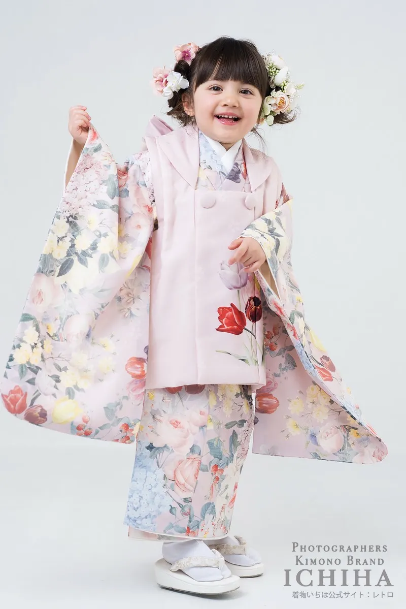 七五三3歳女の子 花園チューリップくすみピンク バックリボン被布 横姿