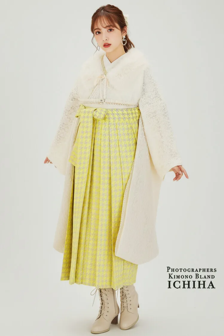 モード感が際立つ卒業式袴レンタル